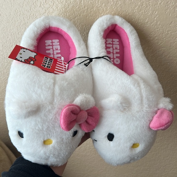 Hello kitty Slippers - Picture 5 of 8